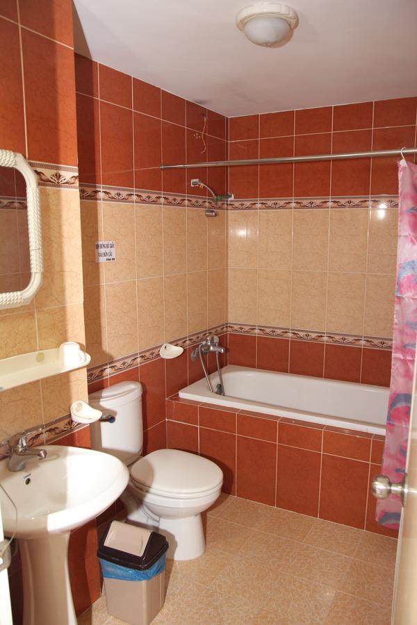 הו צ'י מין סיטי Ngan Long Hotel מראה חיצוני תמונה